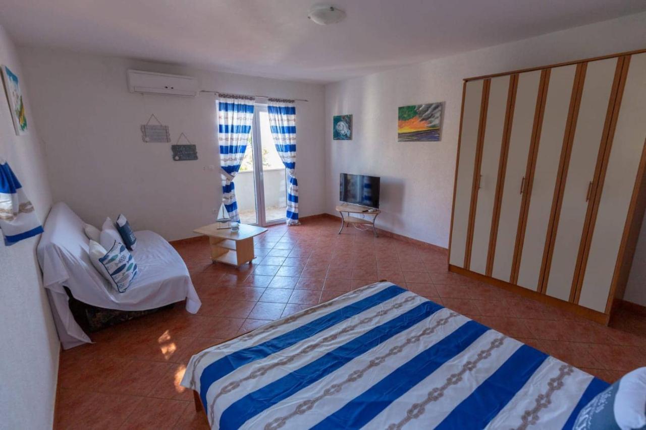 Apartments Elena Tučepi Zewnętrze zdjęcie